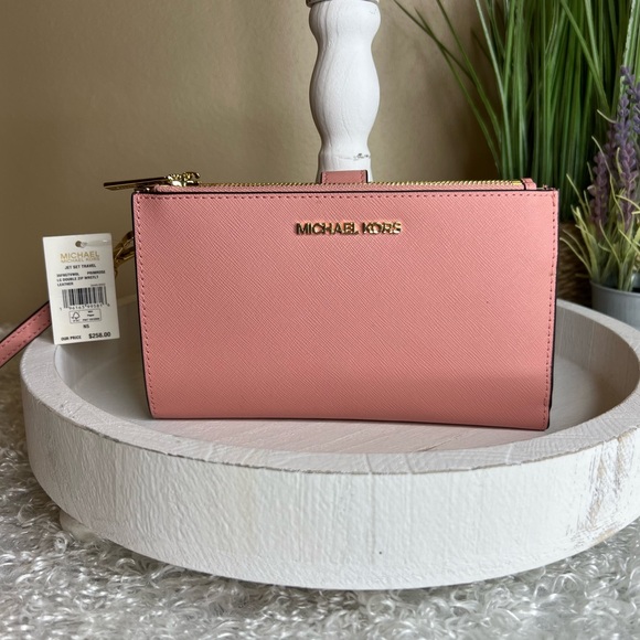 Michael Kors Handbags - NWT - Michael Kors Wallet, Pink w/gold detail.